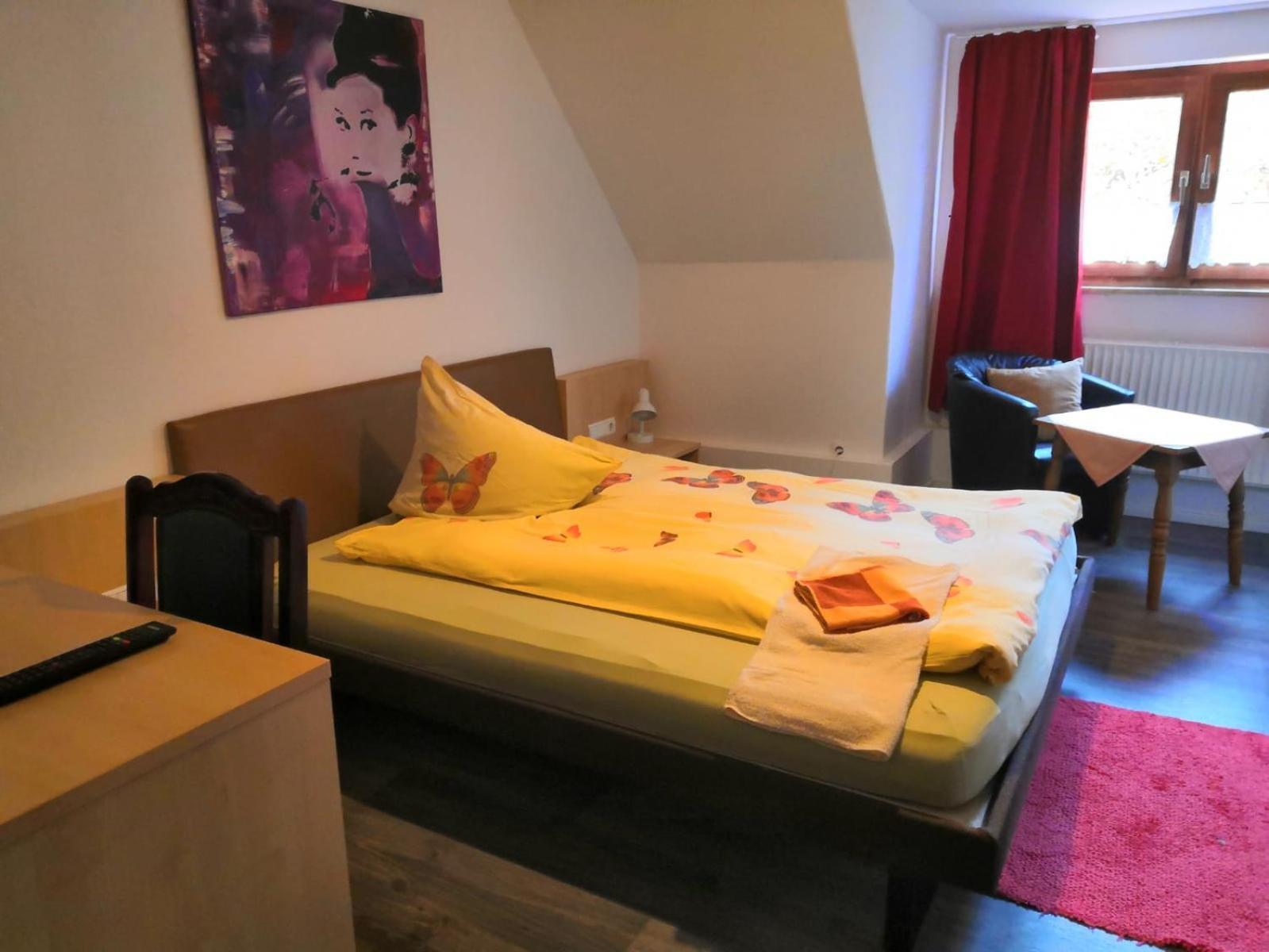 Hotel Zur Schmiede Heiningen المظهر الخارجي الصورة