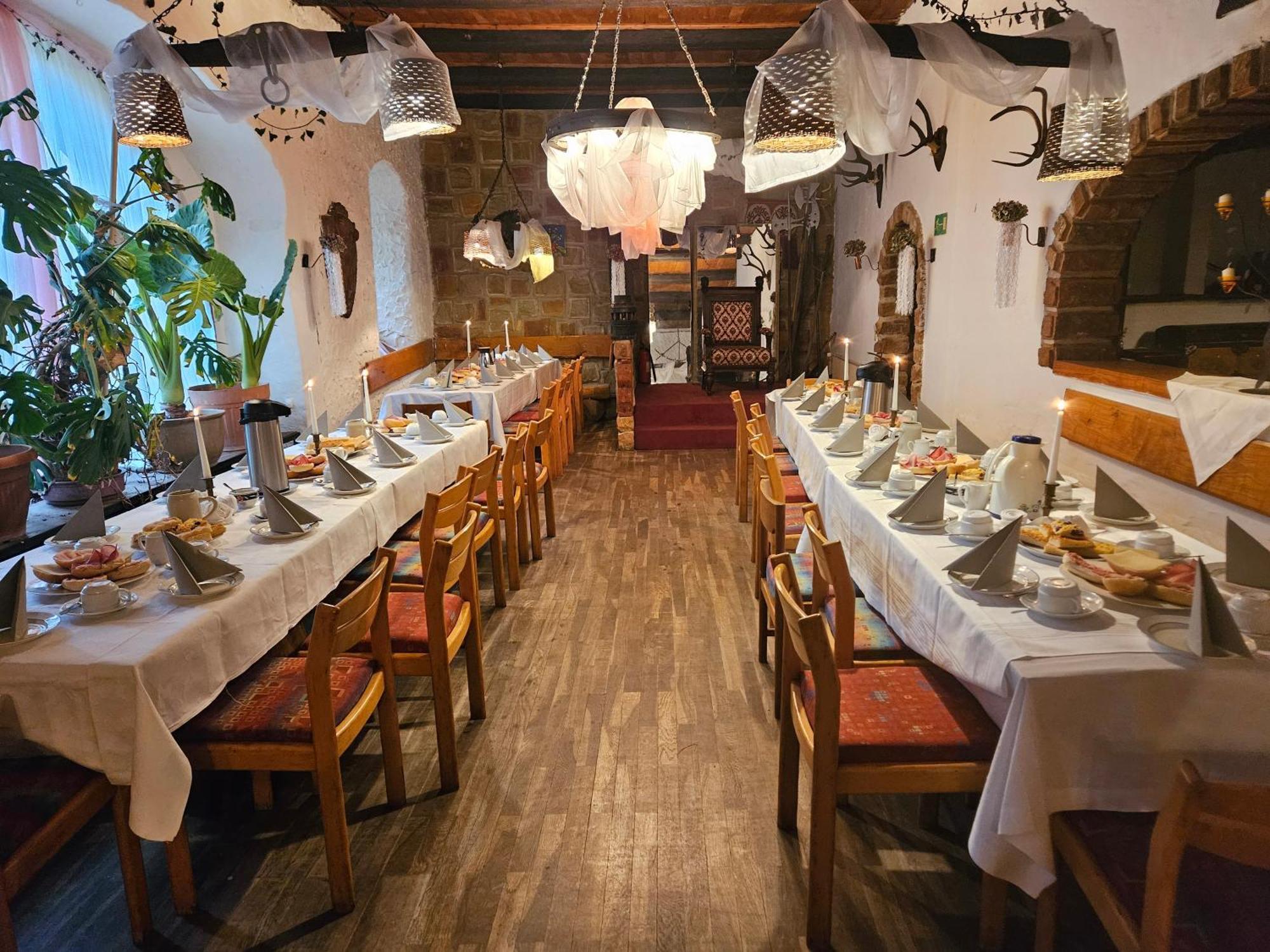 Hotel Zur Schmiede Heiningen المظهر الخارجي الصورة